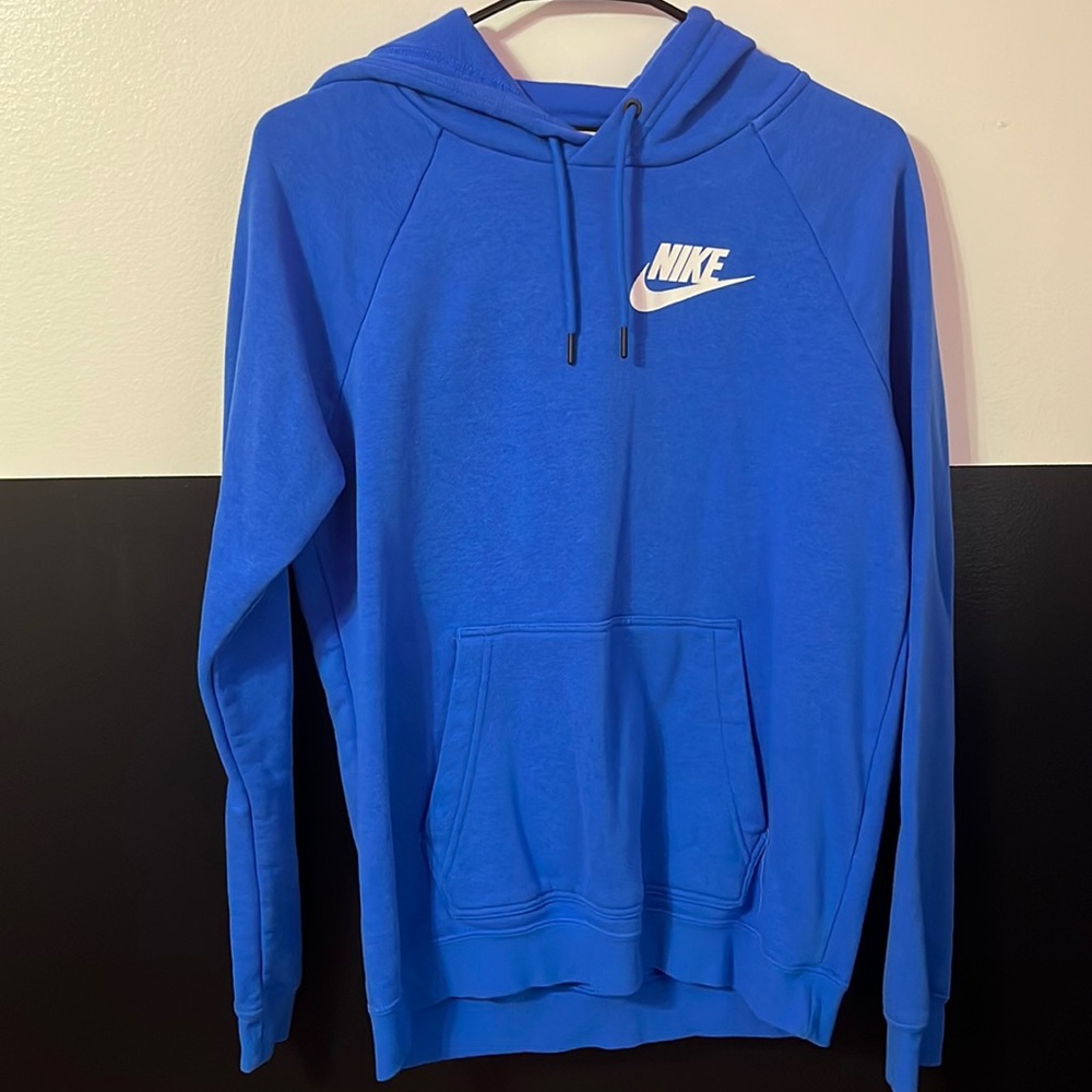 nike women’s hoodie